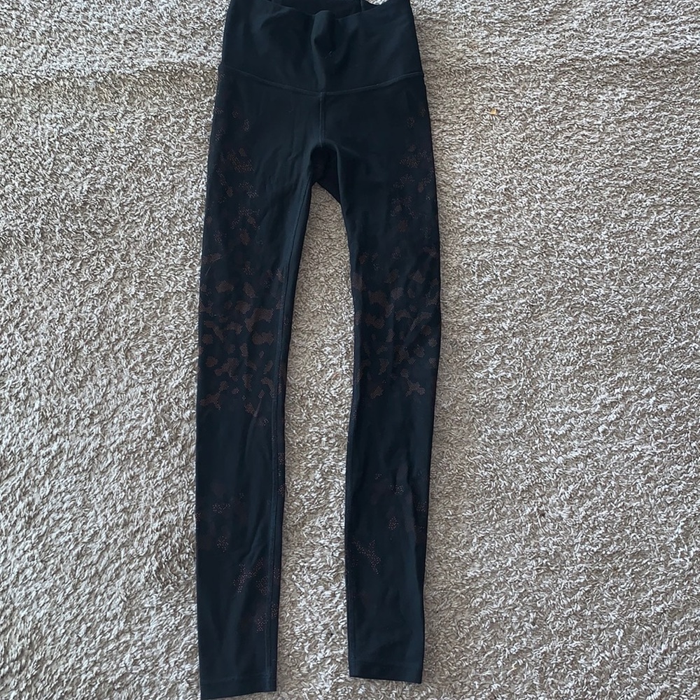 Lululemon leggings size 4